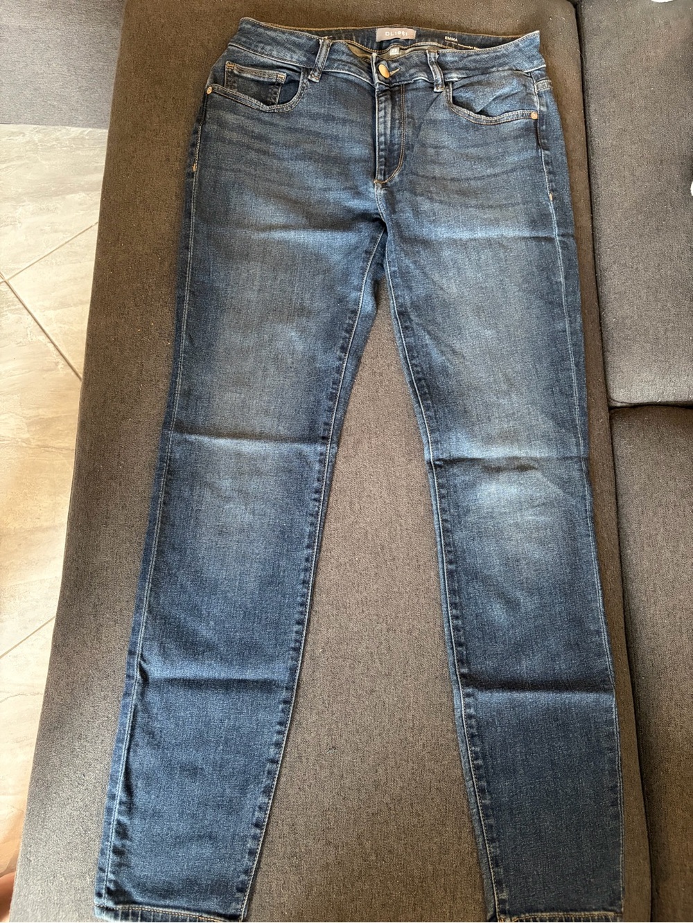 DL1961 Women's Skinny Jeans in Medium Dark Blue